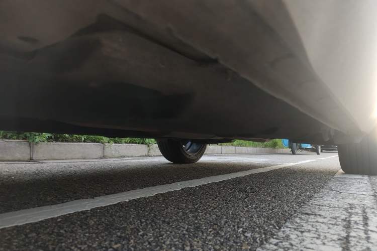 Used Hongqi HS5 2019 2.0T Smart Connect Flagship All-Wheel-Drive Version Chassis Front Left