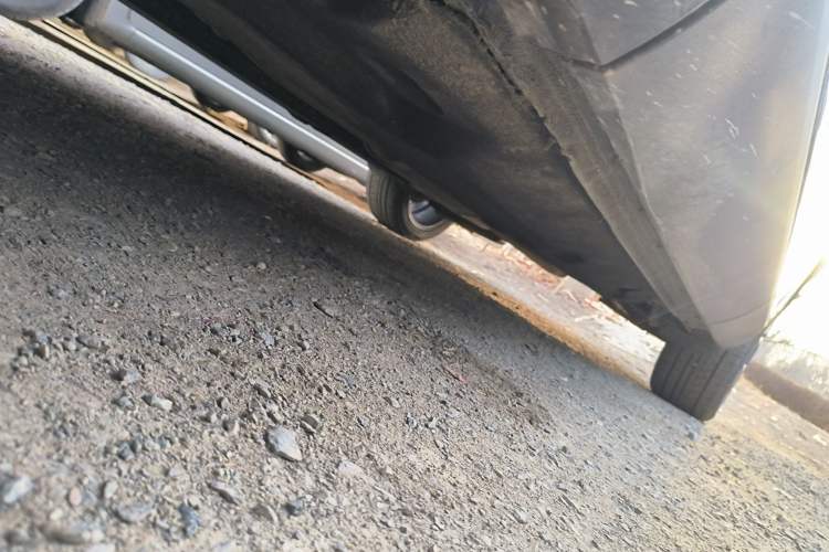 Used Hongqi HS5 2019 2.0T Smart Connect Flagship All-Wheel-Drive Version Chassis Front Left