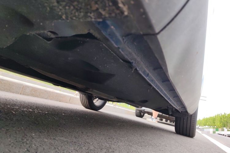Used Hongqi HS5 2019 2.0T Smart Connect Flagship All-Wheel-Drive Version Chassis Front Left