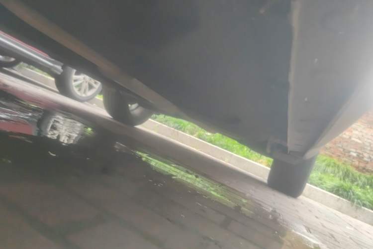 Used Hongqi HS5 2019 2.0T Smart Connect Flagship All-Wheel-Drive Version Chassis Front Left