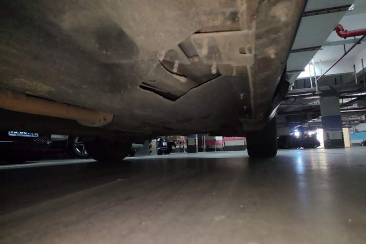 Used Hongqi HS5 2019 2.0T Smart Connect Flagship All-Wheel-Drive Version Chassis Front Left