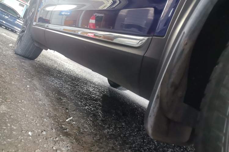 Used Hongqi HS5 2019 2.0T Smart Connect Flagship All-Wheel-Drive Version Chassis Front Right