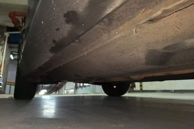 Used Hongqi HS5 2019 2.0T Smart Connect Flagship All-Wheel-Drive Version Chassis Front Right