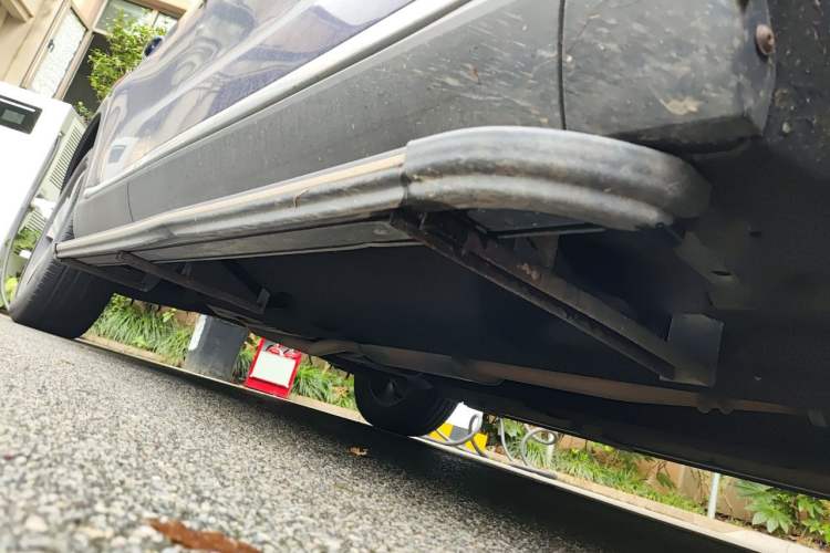 Used Hongqi HS5 2019 2.0T Smart Connect Flagship Edition Chassis Front Right