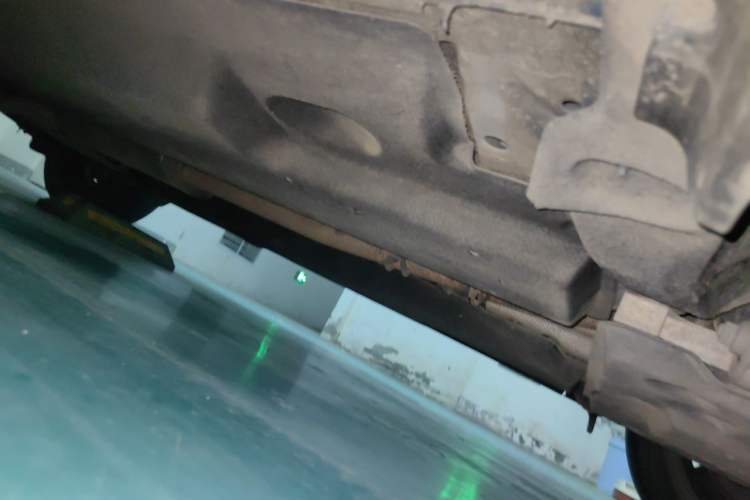Used Hongqi HS5 2019 2.0T Smart Connect Flagship Edition Chassis Front Right