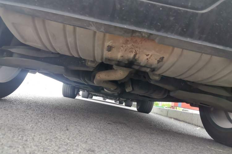 Used Hongqi HS5 2019 2.0T Smart Connect Flagship All-Wheel-Drive Version Chassis Rear
