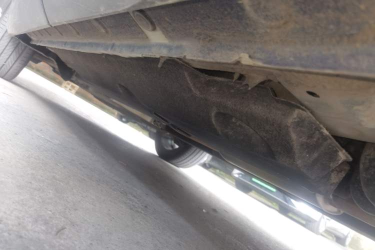 Used Hongqi HS5 2019 2.0T Smart Connect Flagship All-Wheel-Drive Version Chassis Rear Left