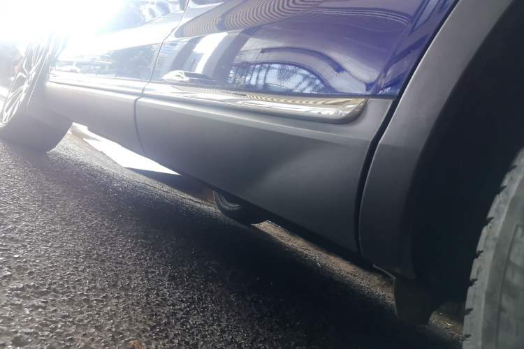 Used Hongqi HS5 2019 2.0T Smart Connect Flagship All-Wheel-Drive Version Chassis Rear Left