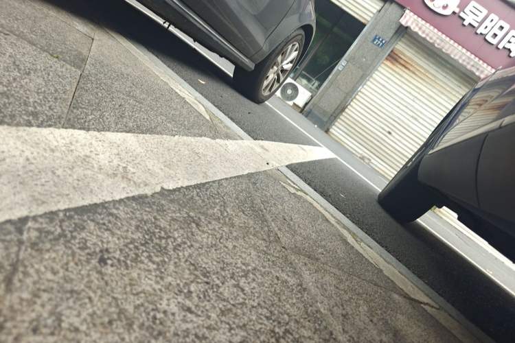 Used Hongqi HS5 2019 2.0T Smart Connect Flagship Edition Chassis Rear Left