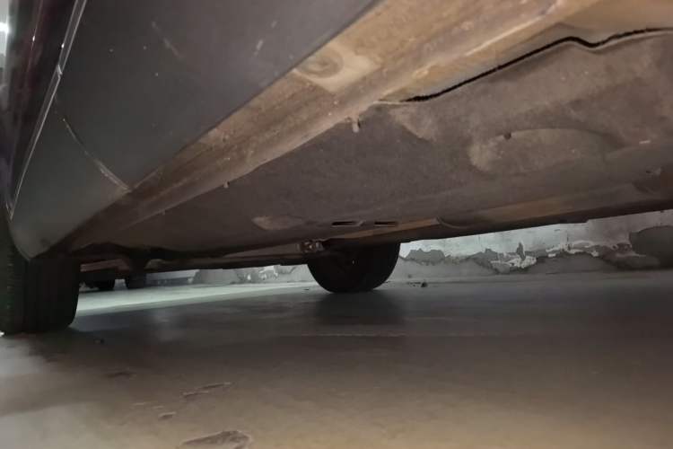 Used Hongqi HS5 2019 2.0T Smart Connect Flagship All-Wheel-Drive Version Chassis Rear Left