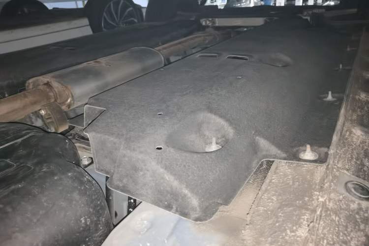 Used Hongqi HS5 2019 2.0T Smart Connect Flagship Edition Chassis Rear Left