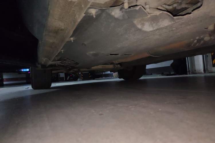 Used Hongqi HS5 2019 2.0T Smart Connect Flagship All-Wheel-Drive Version Chassis Rear Left