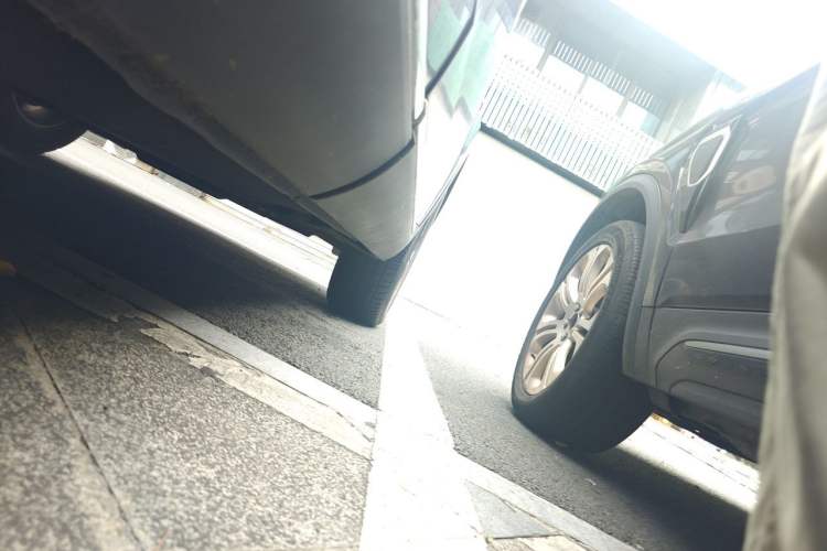 Used Hongqi HS5 2019 2.0T Smart Connect Flagship Edition Chassis Rear Right