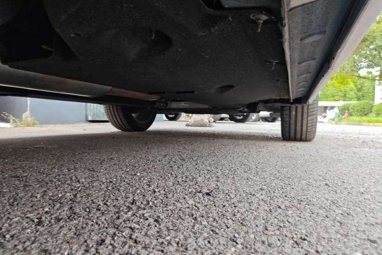 Used Hongqi HS5 2019 2.0T Smart Connect Flagship All-Wheel-Drive Version Chassis Rear Right