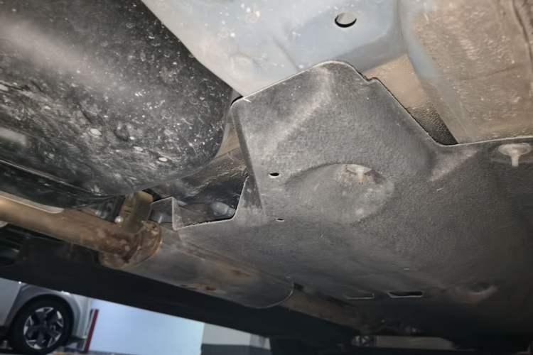 Used Hongqi HS5 2019 2.0T Smart Connect Flagship Edition Chassis Rear Right