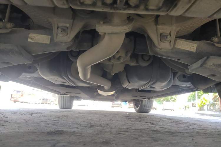 Used Hongqi HS5 2019 2.0T Smart Connect Flagship All-Wheel-Drive Version Chassis Rear