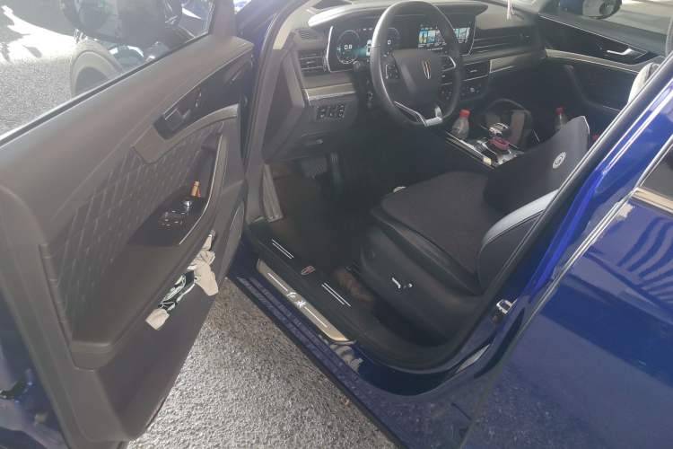 Used Hongqi HS5 2019 2.0T Smart Connect Flagship All-Wheel-Drive Version Driver Seat