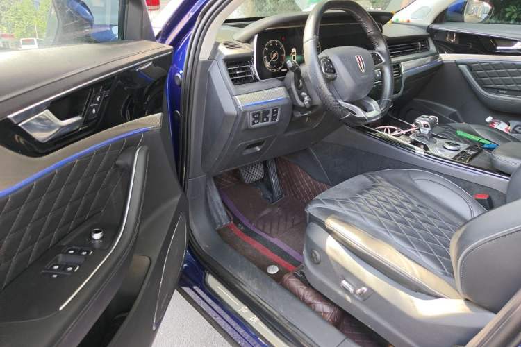 Used Hongqi HS5 2019 2.0T Smart Connect Flagship All-Wheel-Drive Version Driver Seat