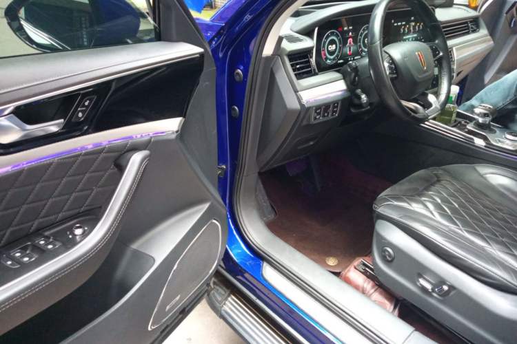 Used Hongqi HS5 2019 2.0T Smart Connect Flagship All-Wheel-Drive Version Driver Seat