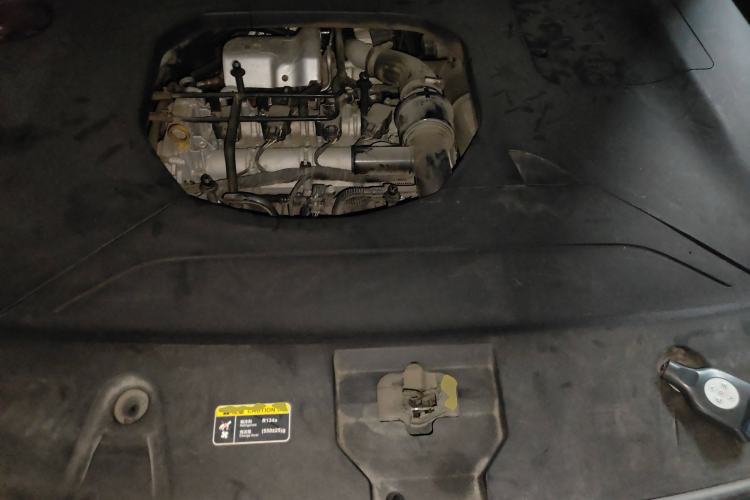 Used Hongqi HS5 2019 2.0T Smart Connect Flagship Edition Engine Bay