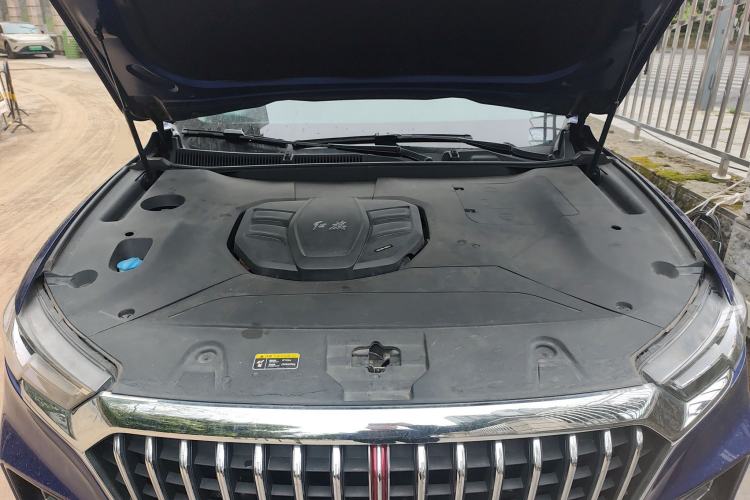 Used Hongqi HS5 2019 2.0T Smart Connect Flagship All-Wheel-Drive Version Engine Bay