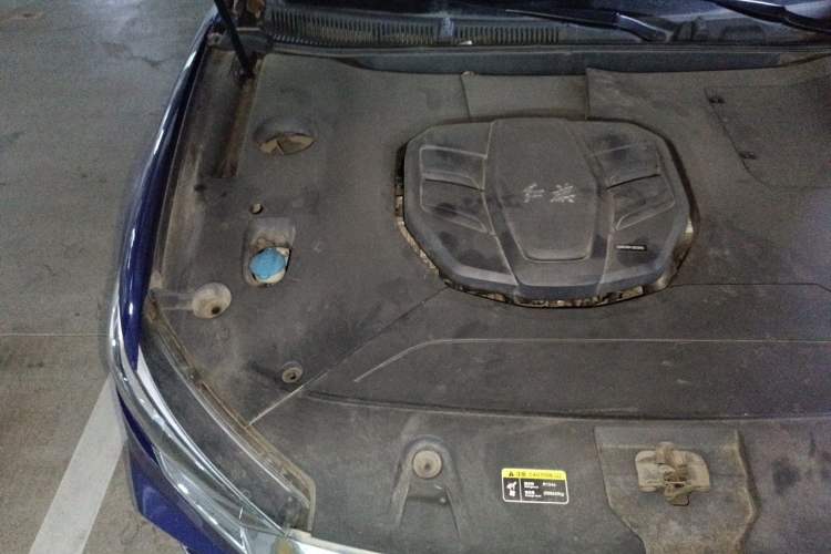 Used Hongqi HS5 2019 2.0T Smart Connect Flagship Edition Engine Bay Right