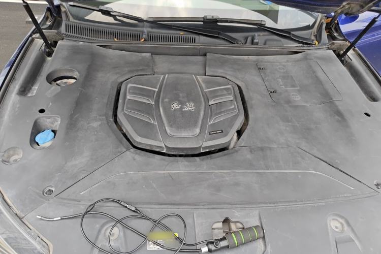 Used Hongqi HS5 2019 2.0T Smart Connect Flagship Edition Engine Bay