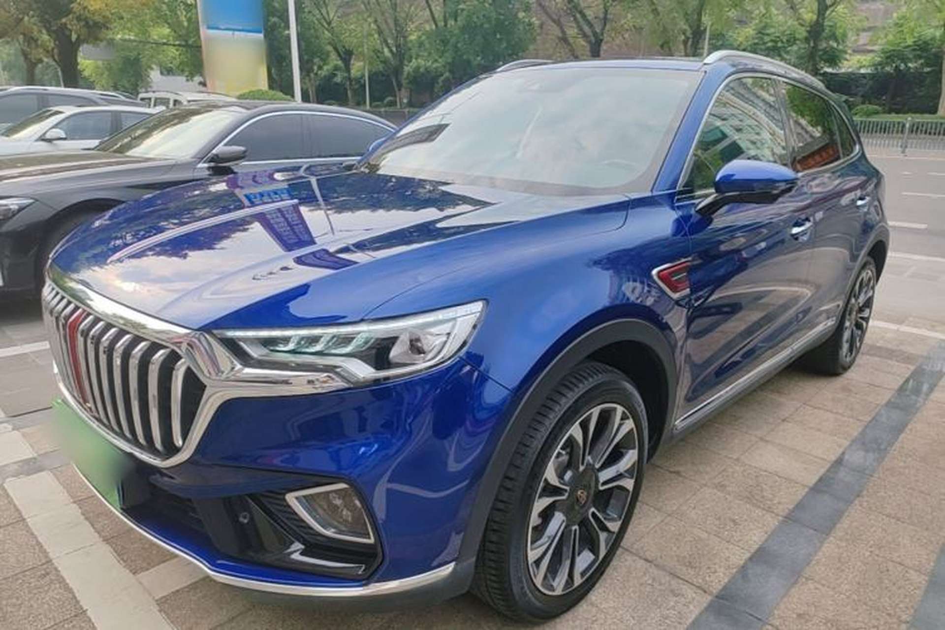 Used Hongqi HS5 2019 2.0T Smart Connect Flagship All-Wheel-Drive Version Front Left 45 Deg