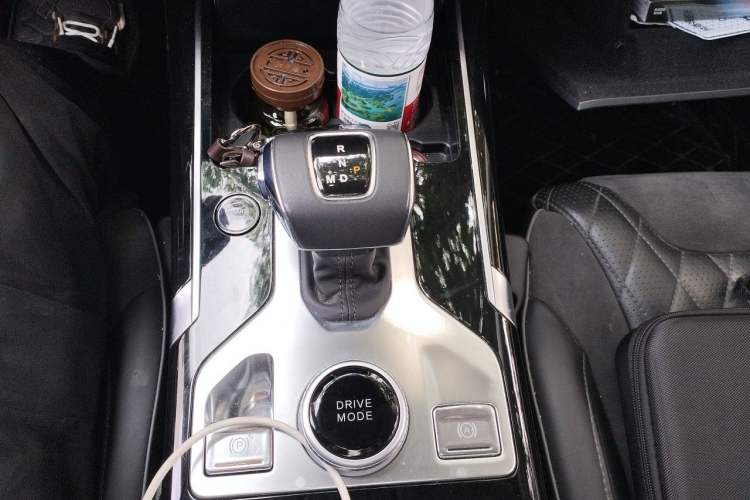 Used Hongqi HS5 2019 2.0T Smart Connect Flagship Edition Gear Lever