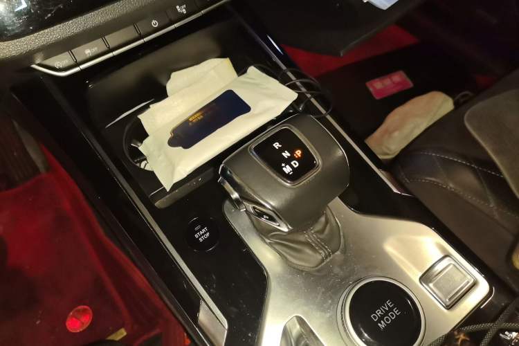 Used Hongqi HS5 2019 2.0T Smart Connect Flagship All-Wheel-Drive Version Gear Lever