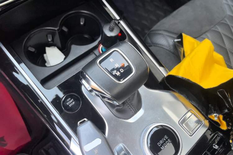 Used Hongqi HS5 2019 2.0T Smart Connect Flagship Edition Gear Lever