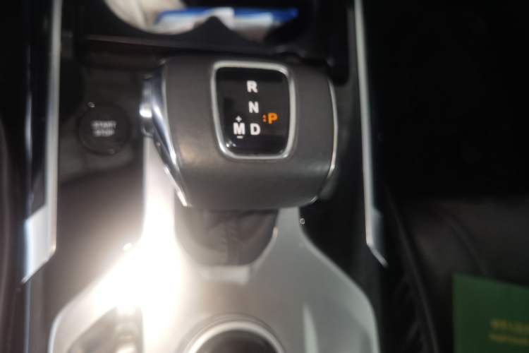 Used Hongqi HS5 2019 2.0T Smart Connect Flagship All-Wheel-Drive Version Gear Lever