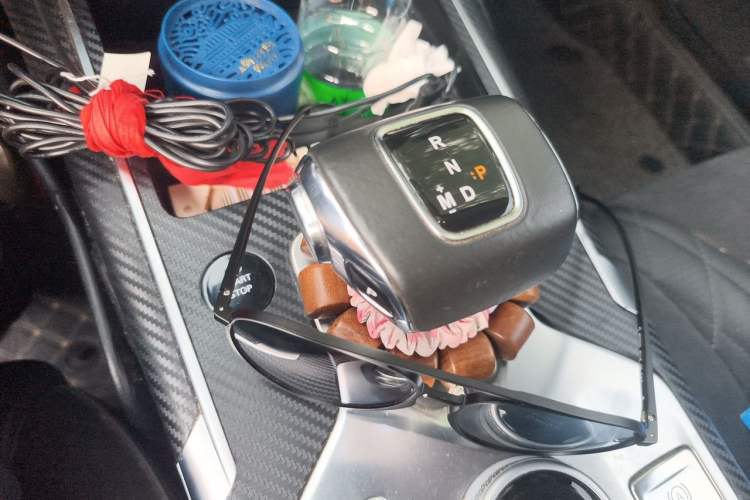 Used Hongqi HS5 2019 2.0T Smart Connect Flagship Edition Gear Lever