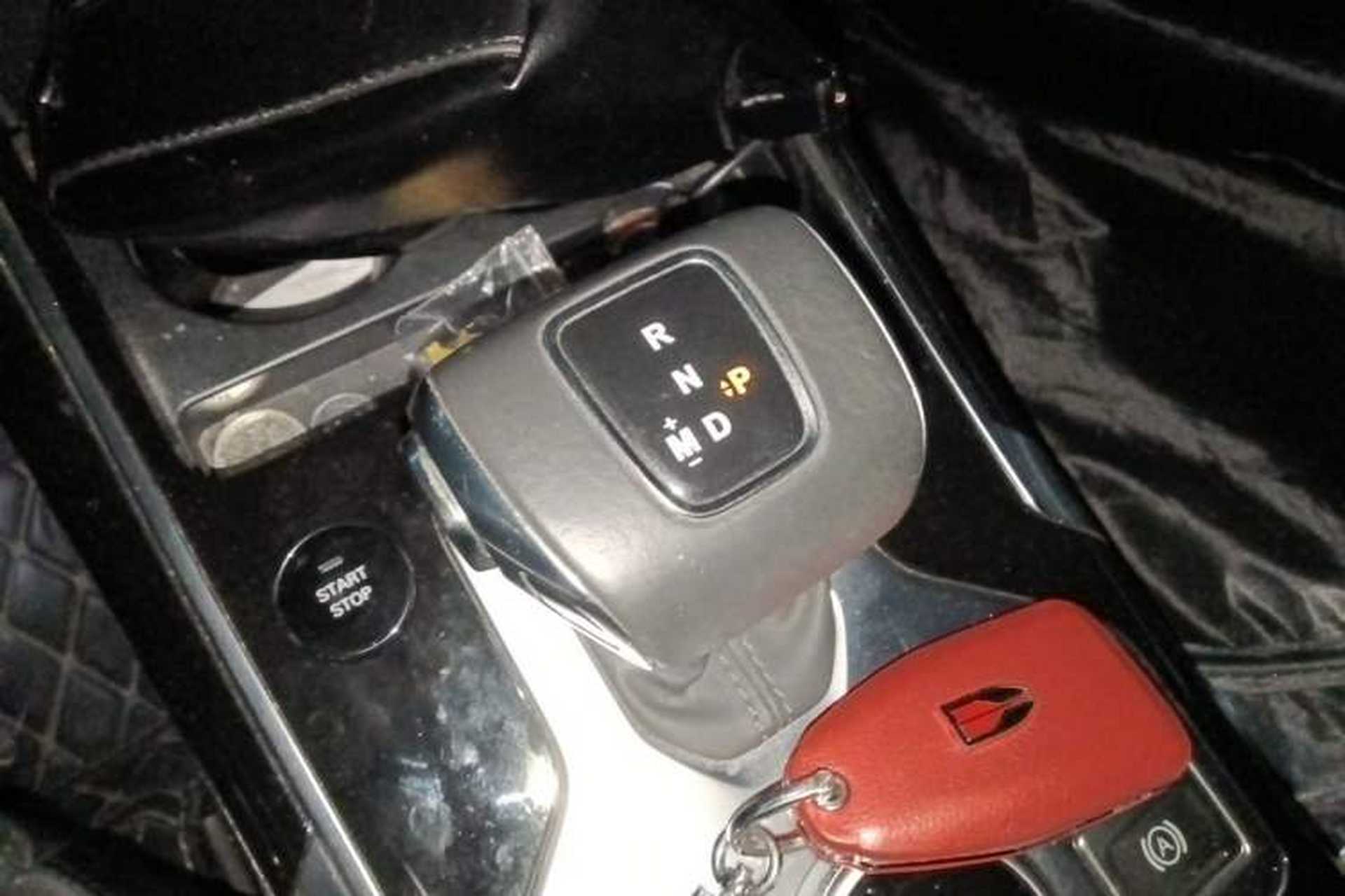 Used Hongqi HS5 2019 2.0T Smart Connect Flagship Edition Gear Lever