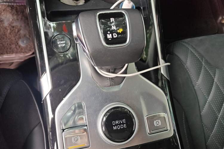 Used Hongqi HS5 2019 2.0T Smart Connect Flagship Edition Gear Lever
