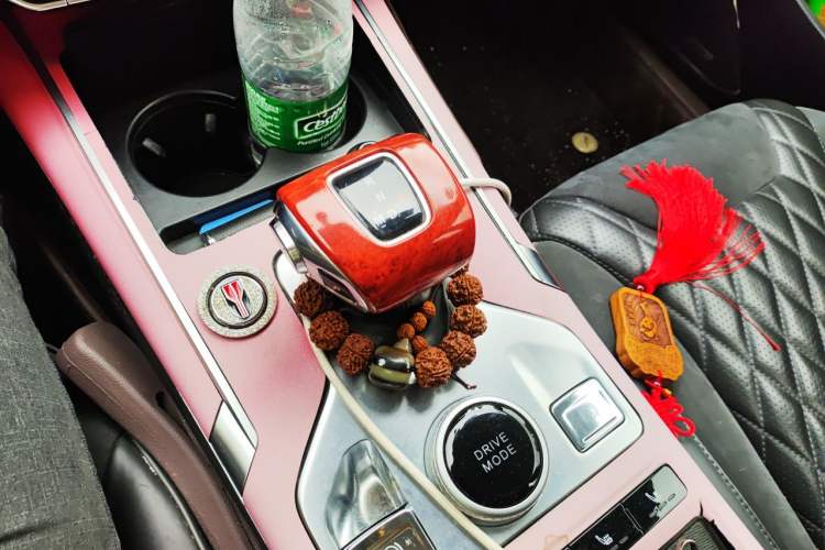 Used Hongqi HS5 2019 2.0T Smart Connect Flagship Edition Gear Lever