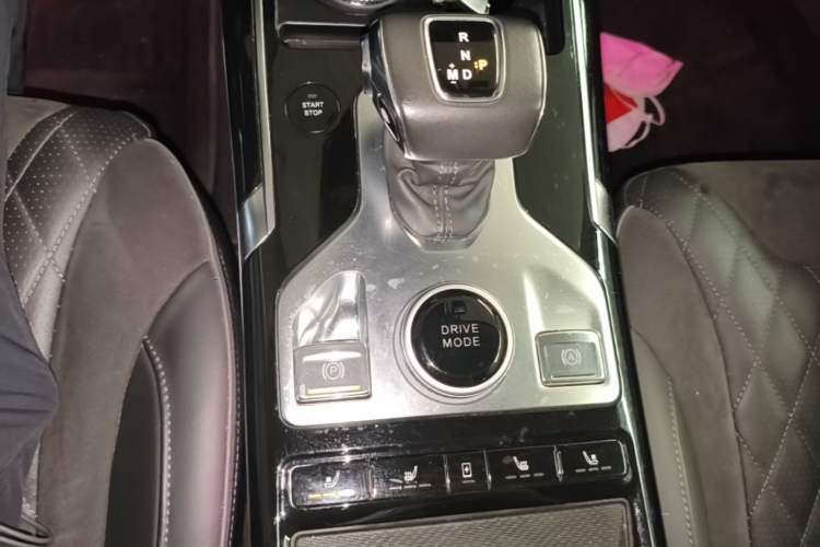 Used Hongqi HS5 2019 2.0T Smart Connect Flagship Edition Gear Lever