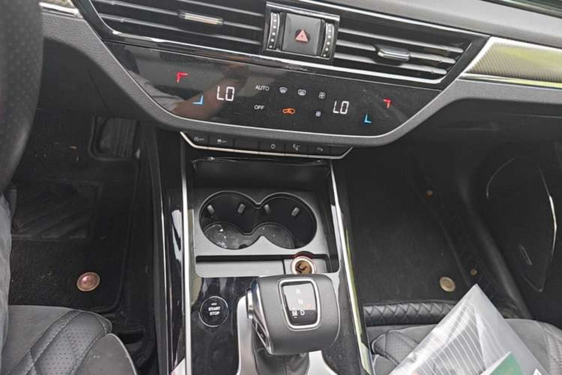Used Hongqi HS5 2019 2.0T Smart Connect Flagship Edition Gear Lever
