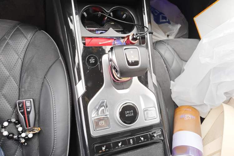 Used Hongqi HS5 2019 2.0T Smart Connect Flagship Edition Gear Lever