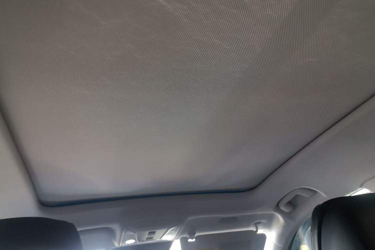 Used Hongqi HS5 2019 2.0T Smart Connect Flagship All-Wheel-Drive Version Headliner