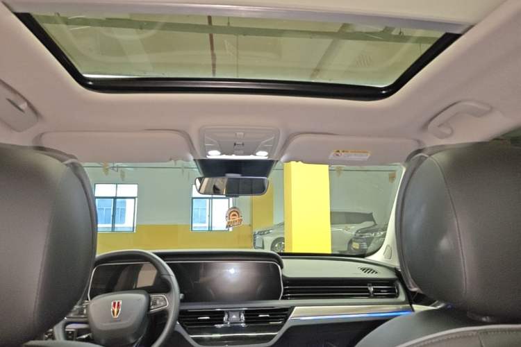 Used Hongqi HS5 2019 2.0T Smart Connect Flagship All-Wheel-Drive Version Headliner