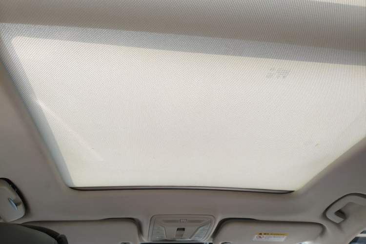 Used Hongqi HS5 2019 2.0T Smart Connect Flagship All-Wheel-Drive Version Headliner