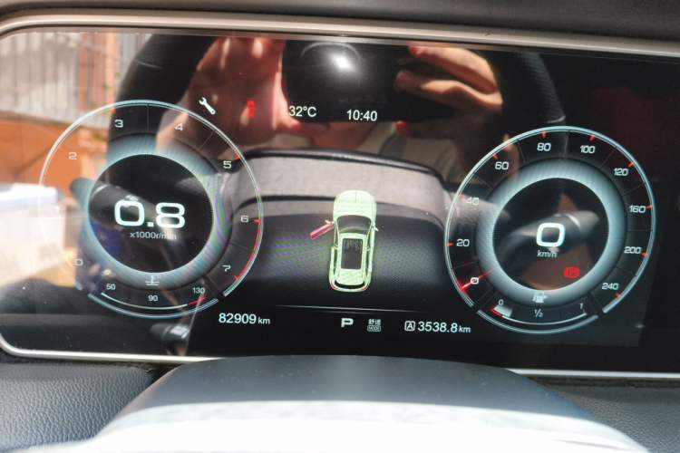 Used Hongqi HS5 2019 2.0T Smart Connect Flagship All-Wheel-Drive Version Instrument Cluster
