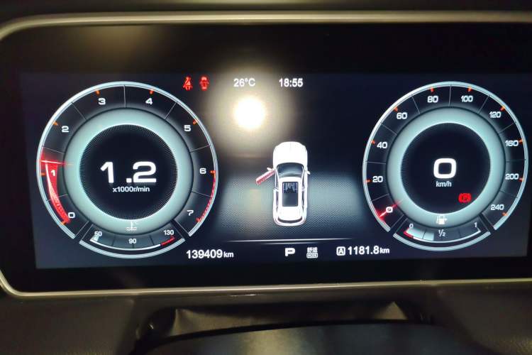 Used Hongqi HS5 2019 2.0T Smart Connect Flagship All-Wheel-Drive Version Instrument Cluster