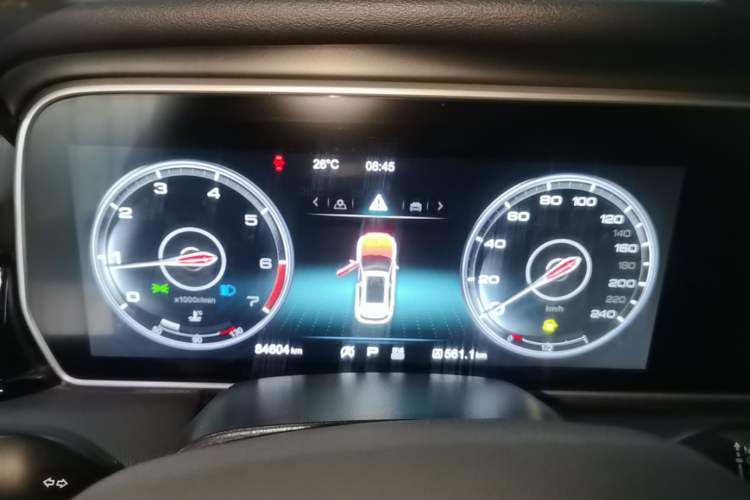 Used Hongqi HS5 2019 2.0T Smart Connect Flagship All-Wheel-Drive Version Instrument Cluster