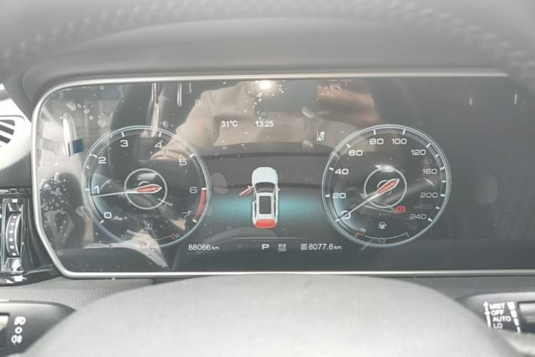 Used Hongqi HS5 2019 2.0T Smart Connect Flagship All-Wheel-Drive Version Instrument Cluster