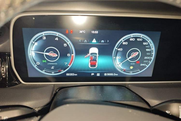 Used Hongqi HS5 2019 2.0T Smart Connect Flagship Edition Instrument Cluster
