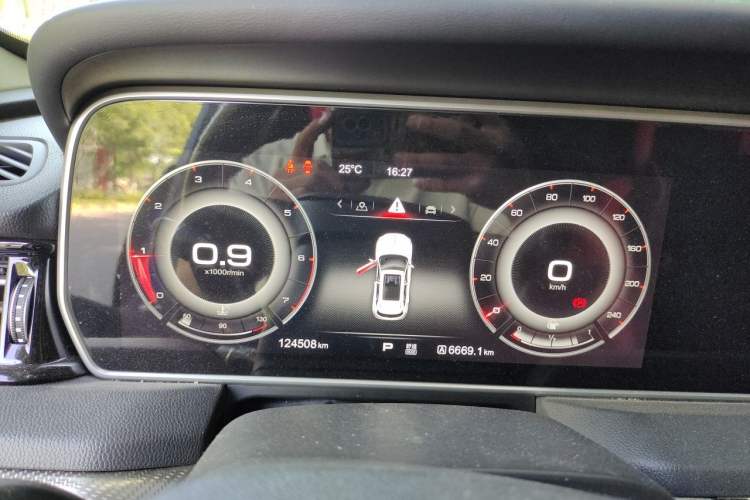 Used Hongqi HS5 2019 2.0T Smart Connect Flagship All-Wheel-Drive Version Instrument Cluster
