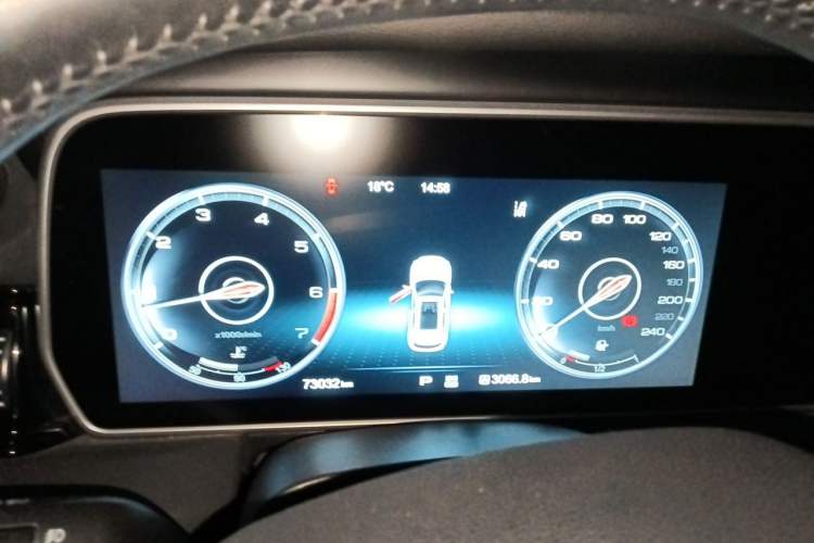 Used Hongqi HS5 2019 2.0T Smart Connect Flagship Edition Instrument Cluster