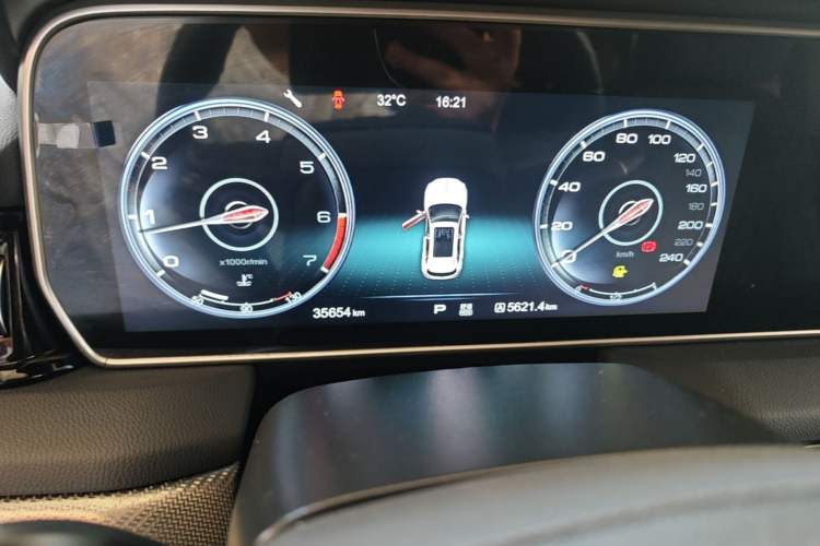 Used Hongqi HS5 2019 2.0T Smart Connect Flagship Edition Instrument Cluster